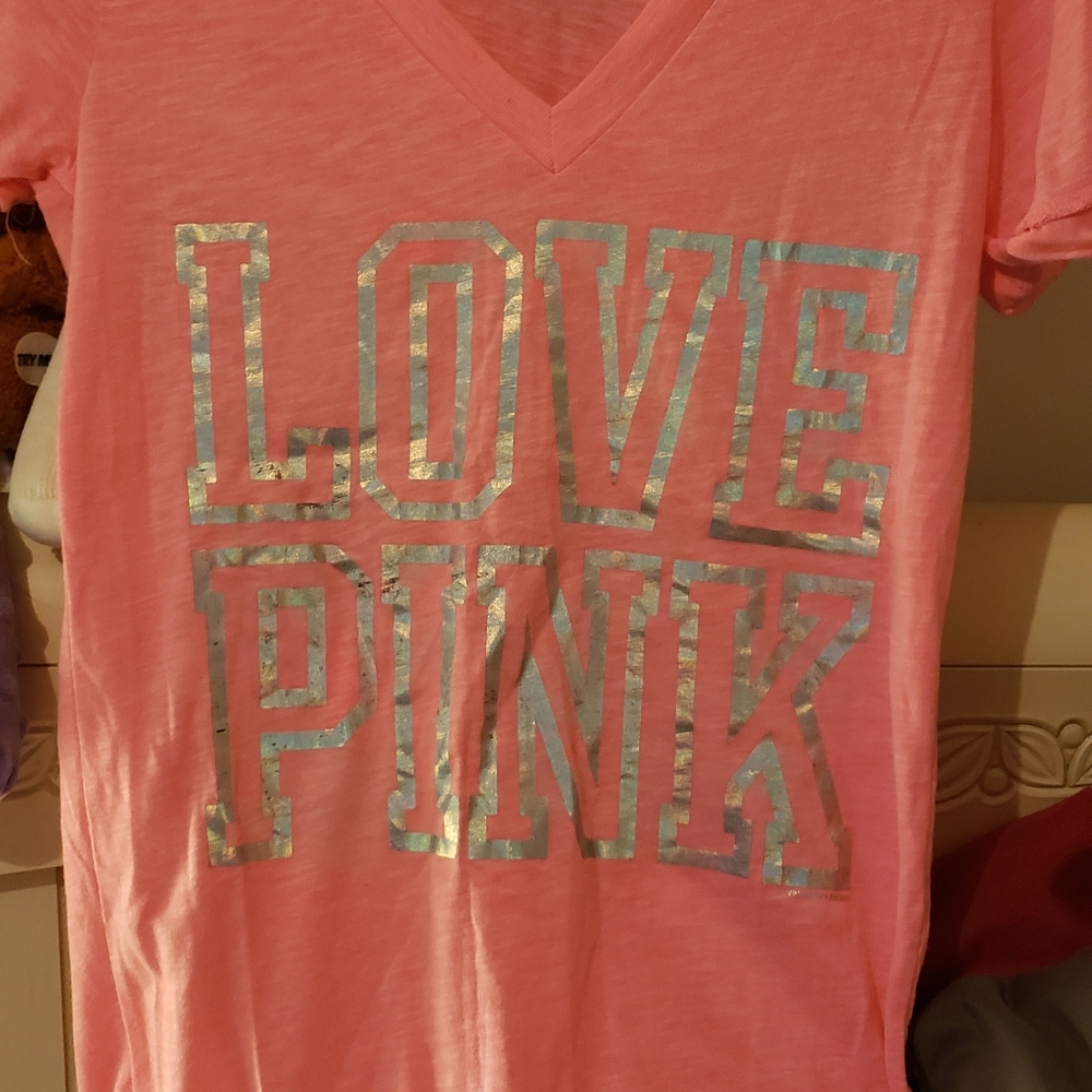 Tee shirt